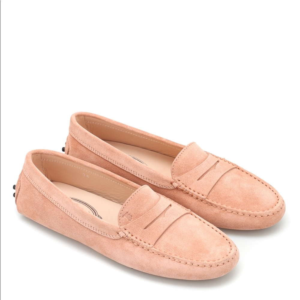 Tod’s Gommini Suede Loafer 38.5